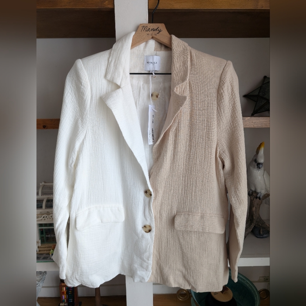 NWT Gilli Cotton Two Tone Tan and White Blazer Padded Shoulders Size Small - Picture 1 of 4